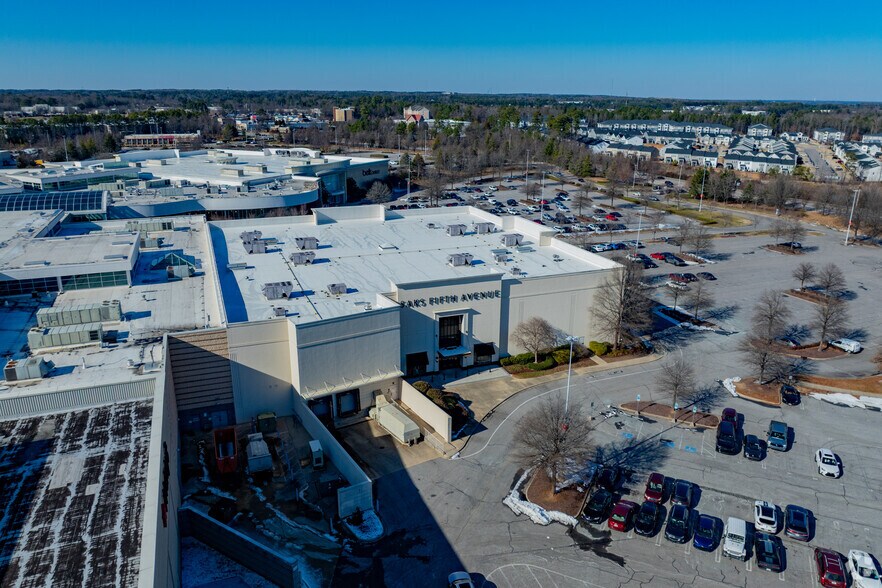 More Photos Of 7700 Old Wake Forest Rd, Raleigh Department Store For Sale