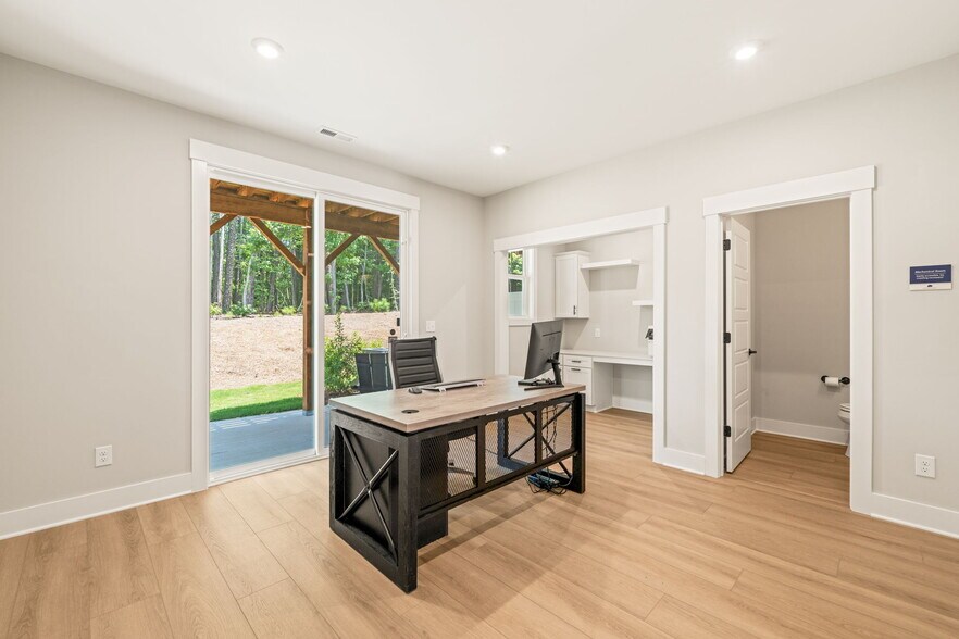 More Photos Of 7203 Plumleaf Rd, Raleigh Apartments For Sale