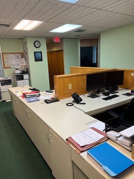 More Photos Of 701 E Commercial Blvd, Oakland Park Medical For Sale