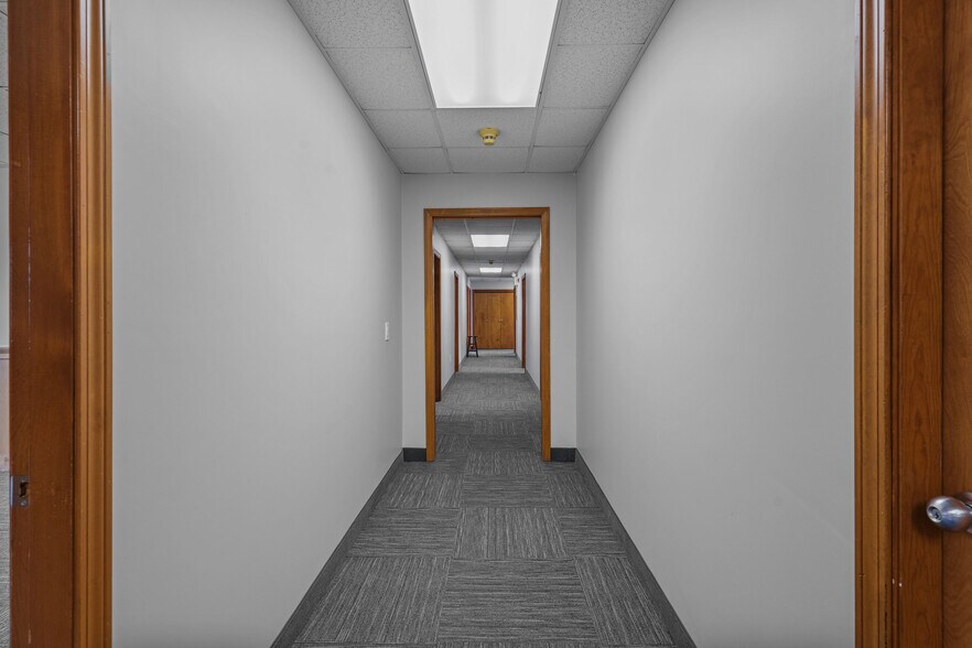 More Photos Of 65 Valley St, East Providence Office For Lease