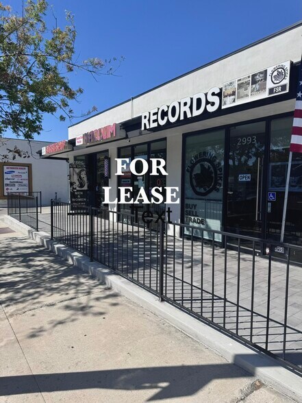 More Photos Of Busy Street Retail Small Rare Space, Thousand Oaks Storefront Retail Office For Lease