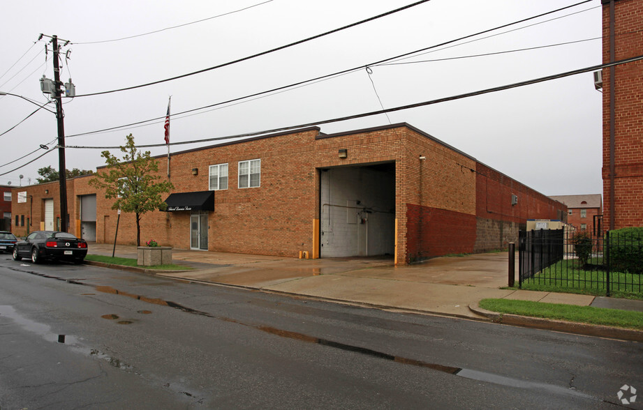 Primary Photo Of 1515 Half St SW, Washington Warehouse For Lease