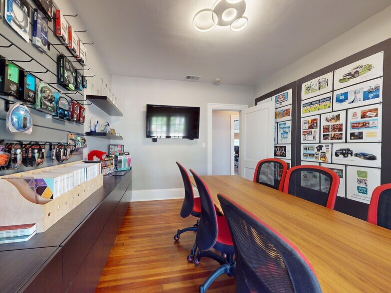 More Photos Of 215 Washington st, New Smyrna Beach Office Residential For Sale