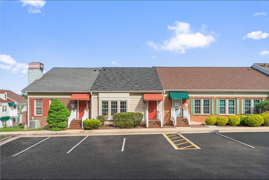 More Photos Of 8403 Richmond Hwy, Alexandria Storefront Retail Office For Sale