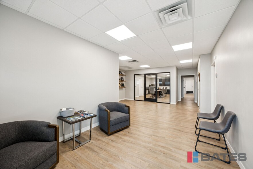 More Photos Of 8900 Ambassador Row, Dallas Distribution For Sale