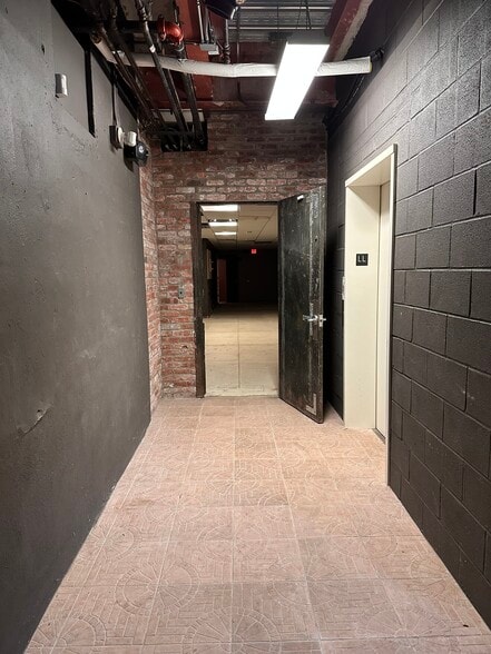More Photos Of 25 Main St, Tuckahoe Loft Creative Space For Lease