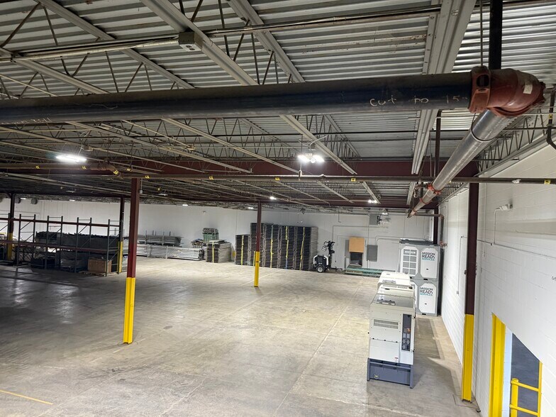 More Photos Of 6385 IN-164, Jasper Warehouse For Sale