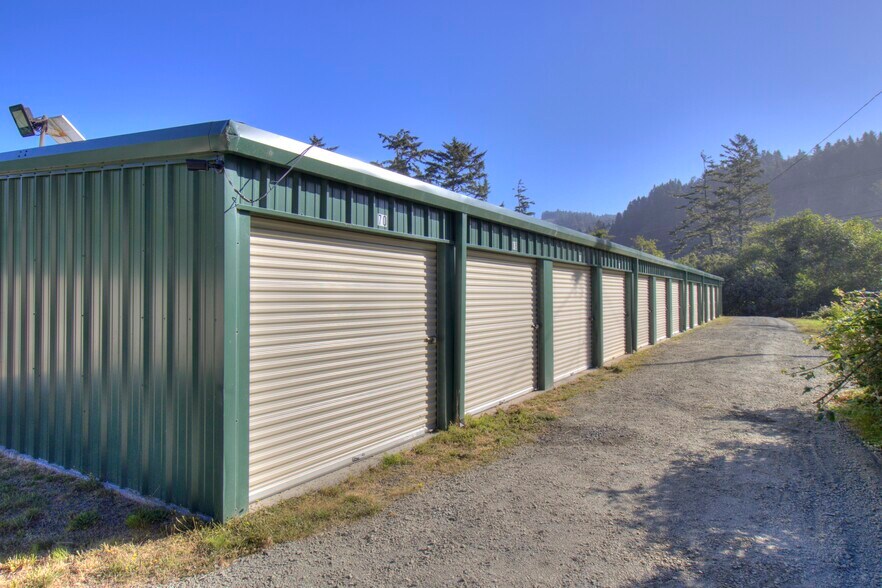 More Photos Of 28196 Hunter Creek rd, Gold Beach Self Storage For Sale