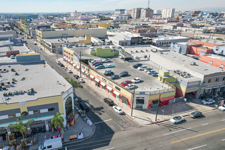More Photos Of 921 Crocker St, Los Angeles Storefront Retail Office For Sale