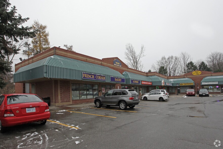 More Photos Of 1224 Dundas St W, Mississauga General Retail For Lease