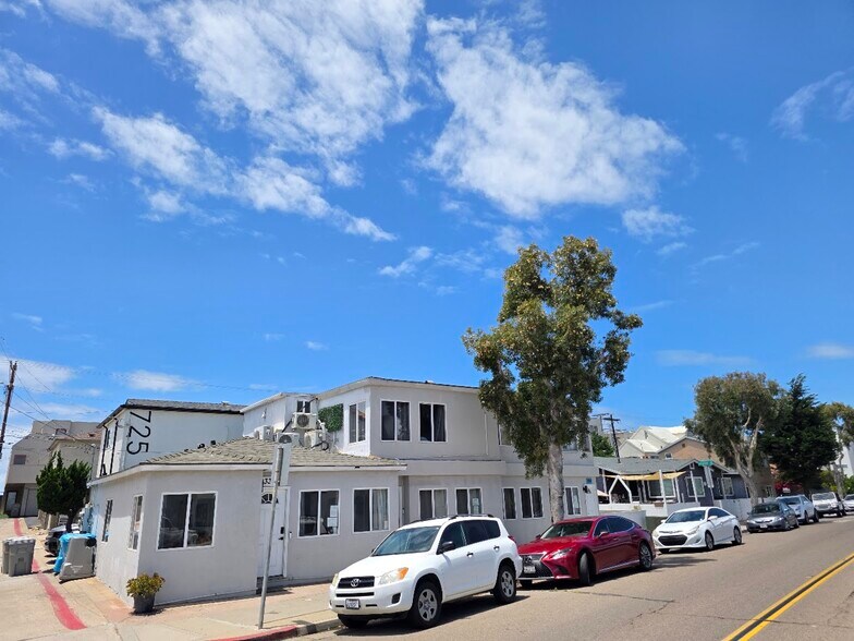 More Photos Of 3364-3370 Mission Blvd, San Diego Apartments For Sale
