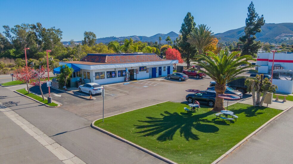 More Photos Of 580 S Pacific St, San Marcos Fast Food For Sale