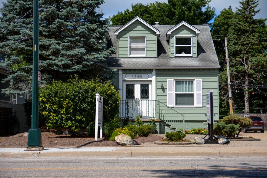 More Photos Of 1158 S Main St, Plymouth Office For Sale