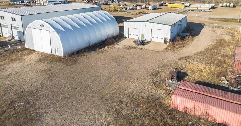 More Photos Of 39 Production Av, Vermilion River County No 24 Service For Sale