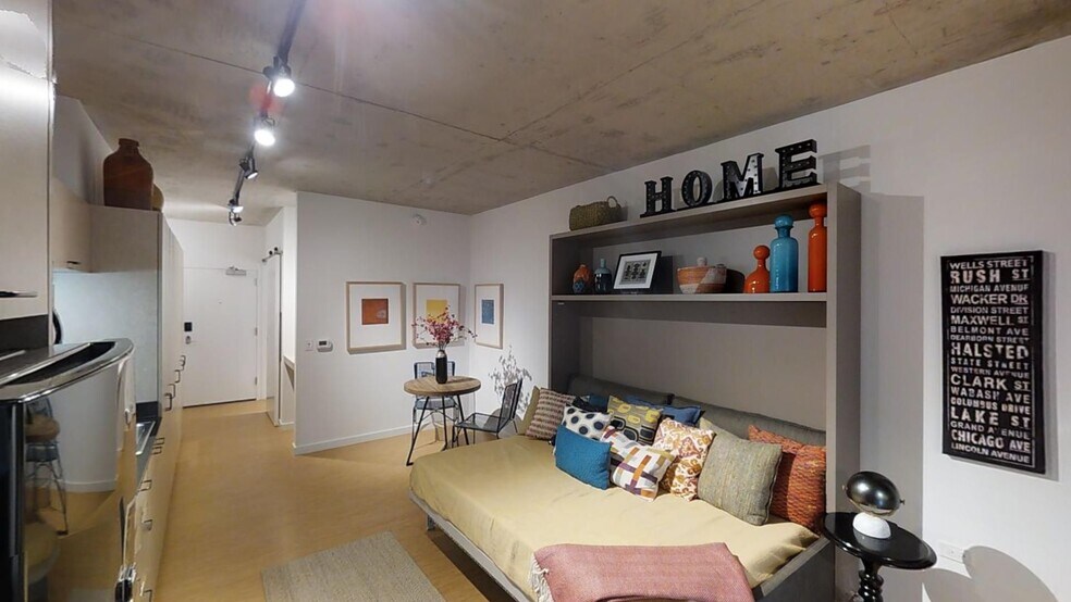 More Photos Of 1519 N Fremont St, Chicago Apartments For Lease