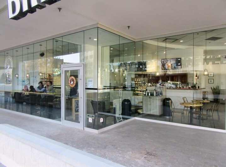 More Photos Of 2002 Victoria Av, Regina Office For Lease