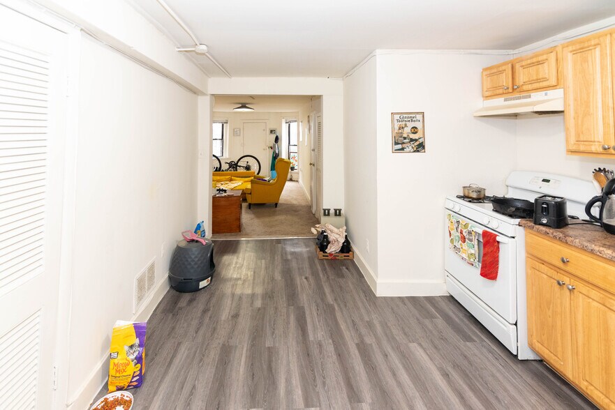 More Photos Of 46 W Biddle St, Baltimore Apartments For Sale