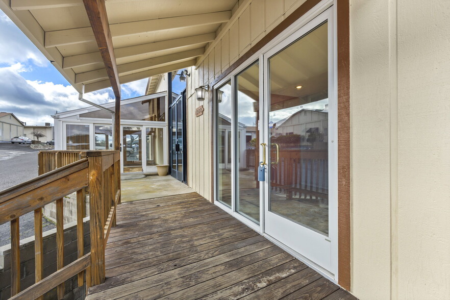 More Photos Of 19478 Village Dr, Sonora Flex For Sale