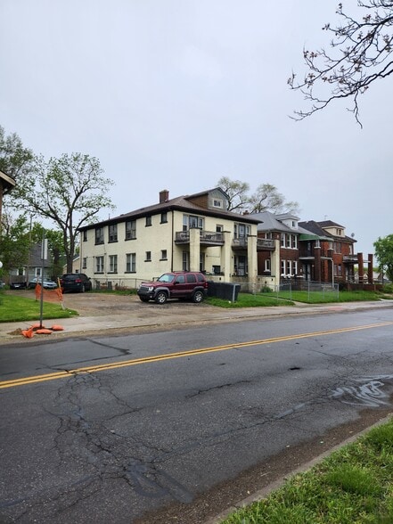More Photos Of 7051 Joy Rd, Detroit Apartments For Sale