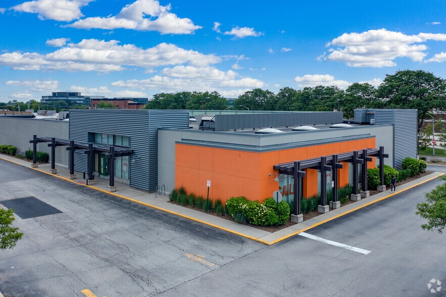 More Photos Of 1209-1253 E Golf Rd, Schaumburg Storefront For Lease