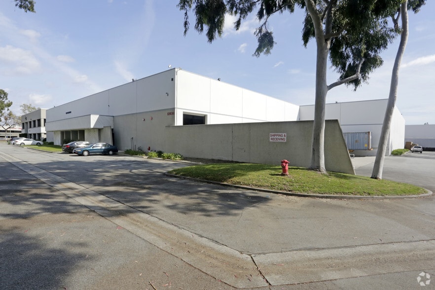 More Photos Of 12930 Alondra Blvd, Cerritos Warehouse For Lease