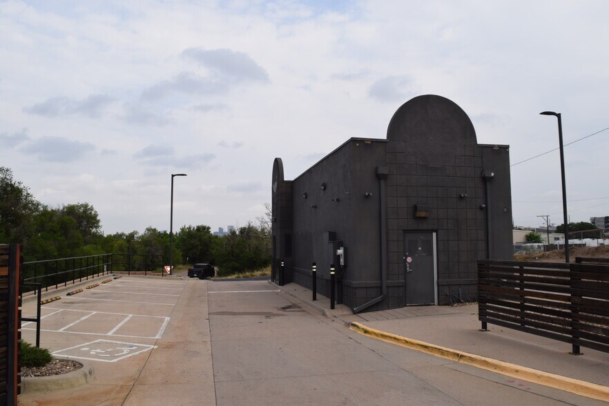 More Photos Of 1285 S Santa Fe Dr, Denver Freestanding For Lease