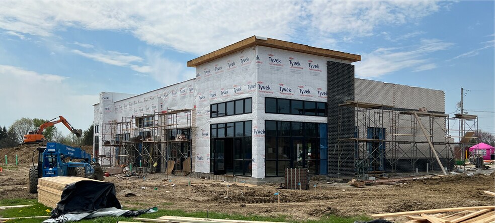 More Photos Of Dan Jones Rd, Plainfield Freestanding For Lease