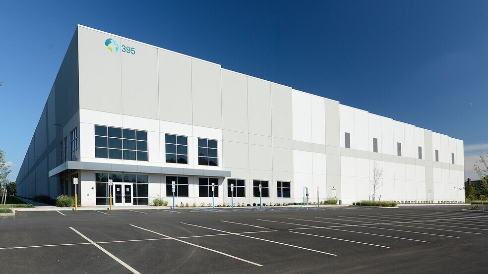 Primary Photo Of 395 Elizabeth Ave, Somerset Distribution For Lease