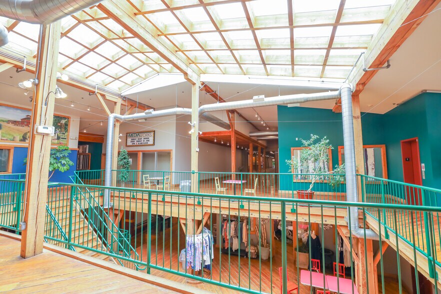 More Photos Of 5110 Tieton Dr, Yakima General Retail For Sale