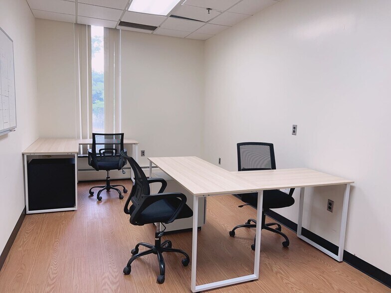 More Photos Of 27 Bleeker St, Millburn Office For Lease