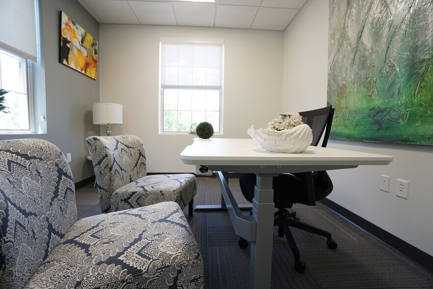 More Photos Of 4301 50th St NW, Washington Office For Lease