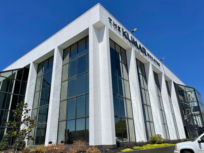 More Photos Of 3029 S Sherwood Forest Blvd, Baton Rouge Loft Creative Space For Lease