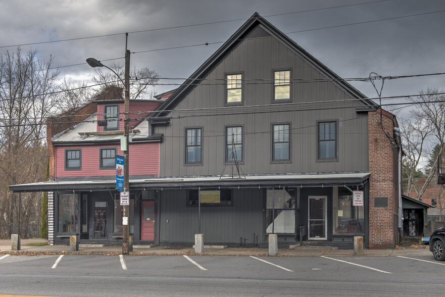 Primary Photo Of 130 Main St, Winchester Apartments For Sale