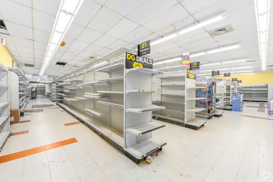 More Photos Of 3828 Eastern Ave, Baltimore Storefront For Sale