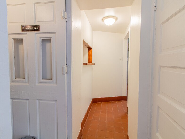 More Photos Of 6836 Gravois Ave, Saint Louis Multifamily For Lease
