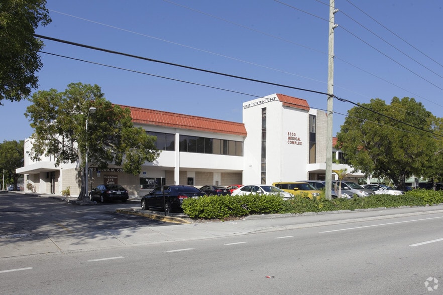 More Photos Of 5333 N Dixie Hwy, Oakland Park Medical For Lease