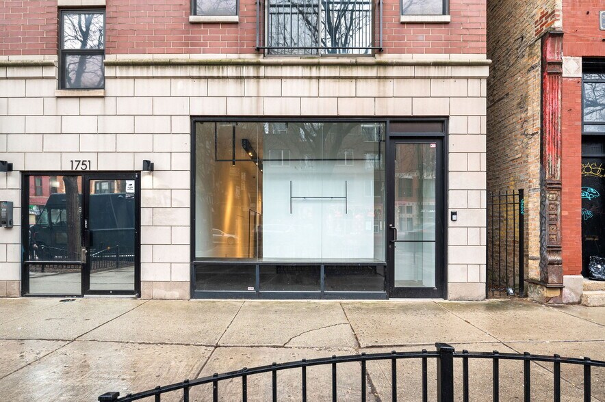 Primary Photo Of 1751 W Division St, Chicago Storefront Retail Residential For Lease