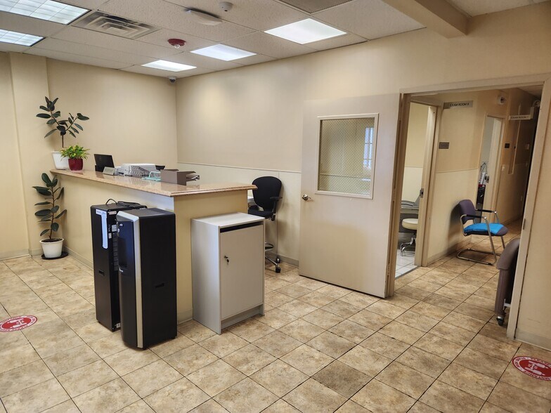 More Photos Of 2632 E 14th St, Brooklyn Medical For Sale