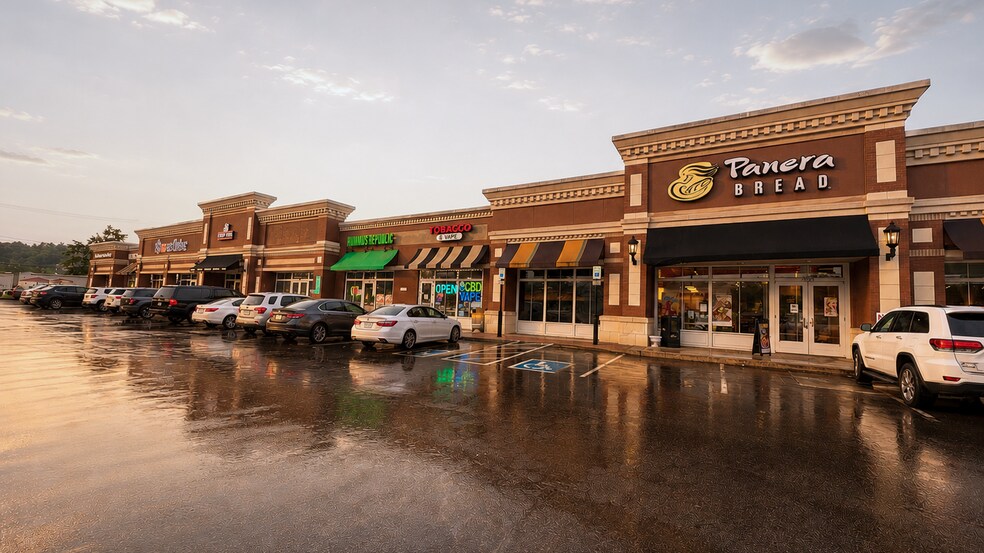 More Photos Of 4885 N Broadway St, Knoxville Storefront For Sale