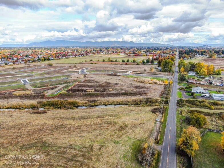 More Photos Of Royal Ave, Eugene Land For Sale