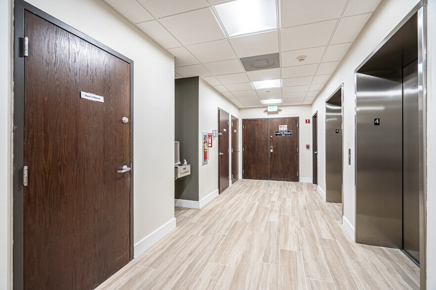 More Photos Of 3702 Washington St, Hollywood Medical For Lease