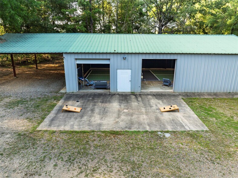 More Photos Of 2475 Belpine Loop, Broken Bow Flex For Sale