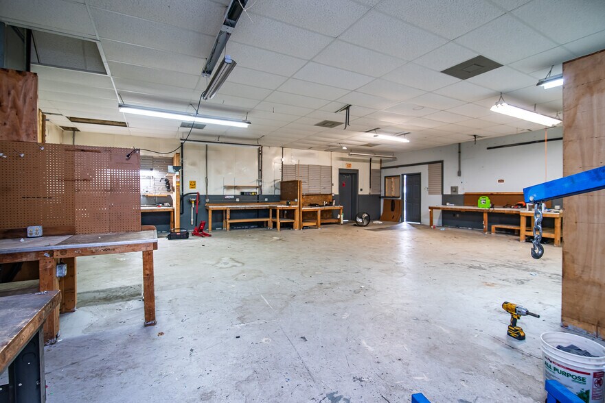 More Photos Of 710 Sandy Ln, Surfside Beach Warehouse For Sale