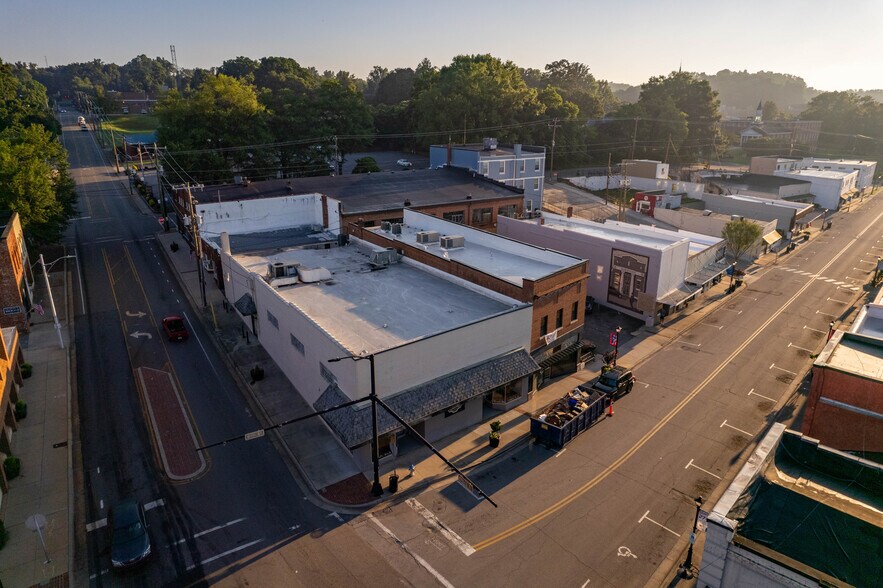 More Photos Of 101 E Main St, Elkin Restaurant For Sale