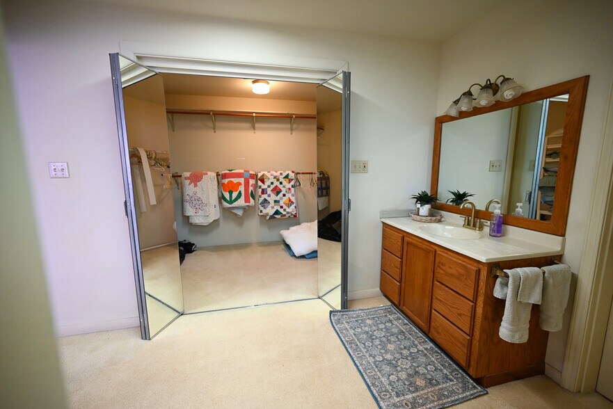 More Photos Of 2759 County Road 411, Berryville Hotel For Sale