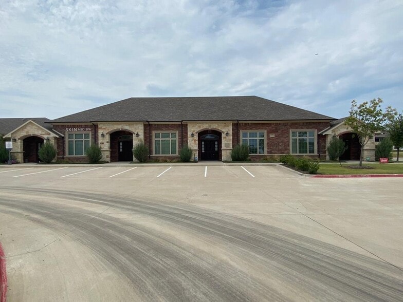 More Photos Of 8951 Collin McKinney Pky, McKinney Medical For Sale