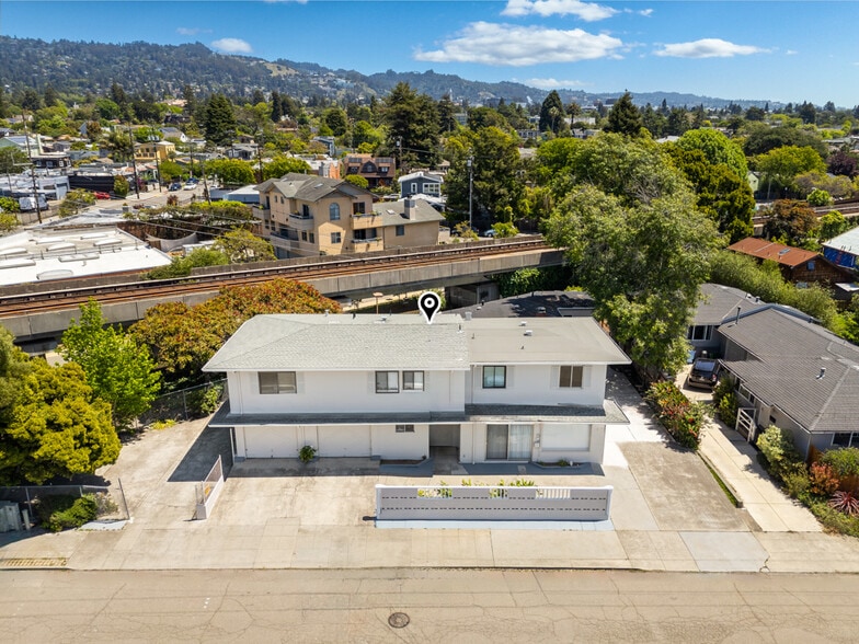 More Photos Of 1311-1313 Curtis St, Berkeley Apartments For Sale