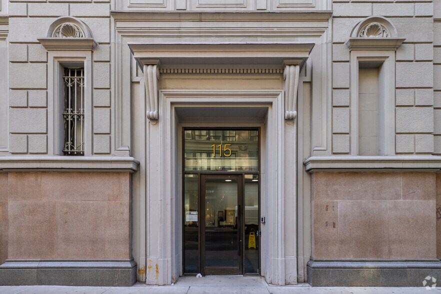 More Photos Of 115 W 18th St, New York Office For Lease