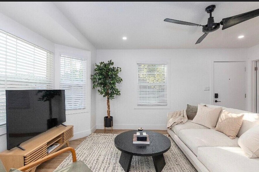 More Photos Of 2919 N California St, Stockton Apartments For Sale