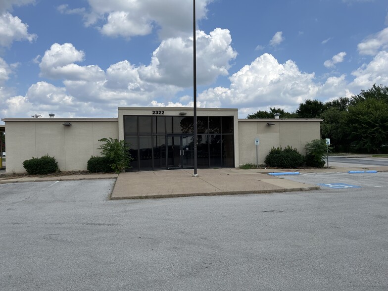 Primary Photo Of 2322 North State Hwy 360, Grand Prairie Storefront Retail Office For Sale